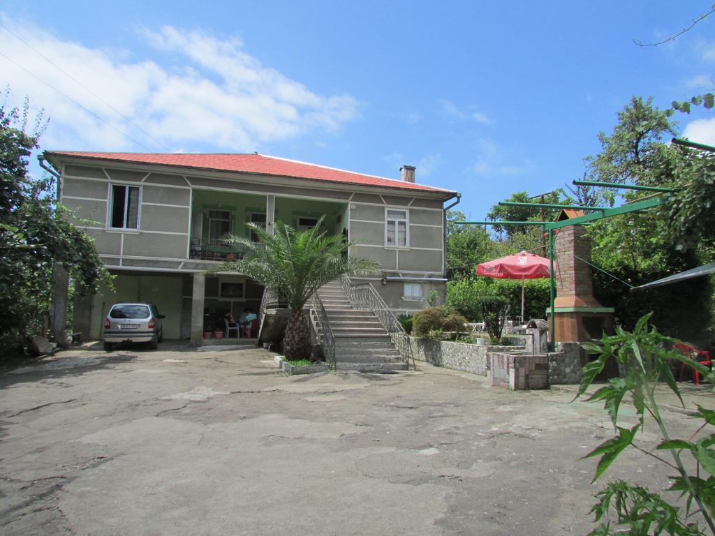 Joni Guest House 바투미 외부 사진